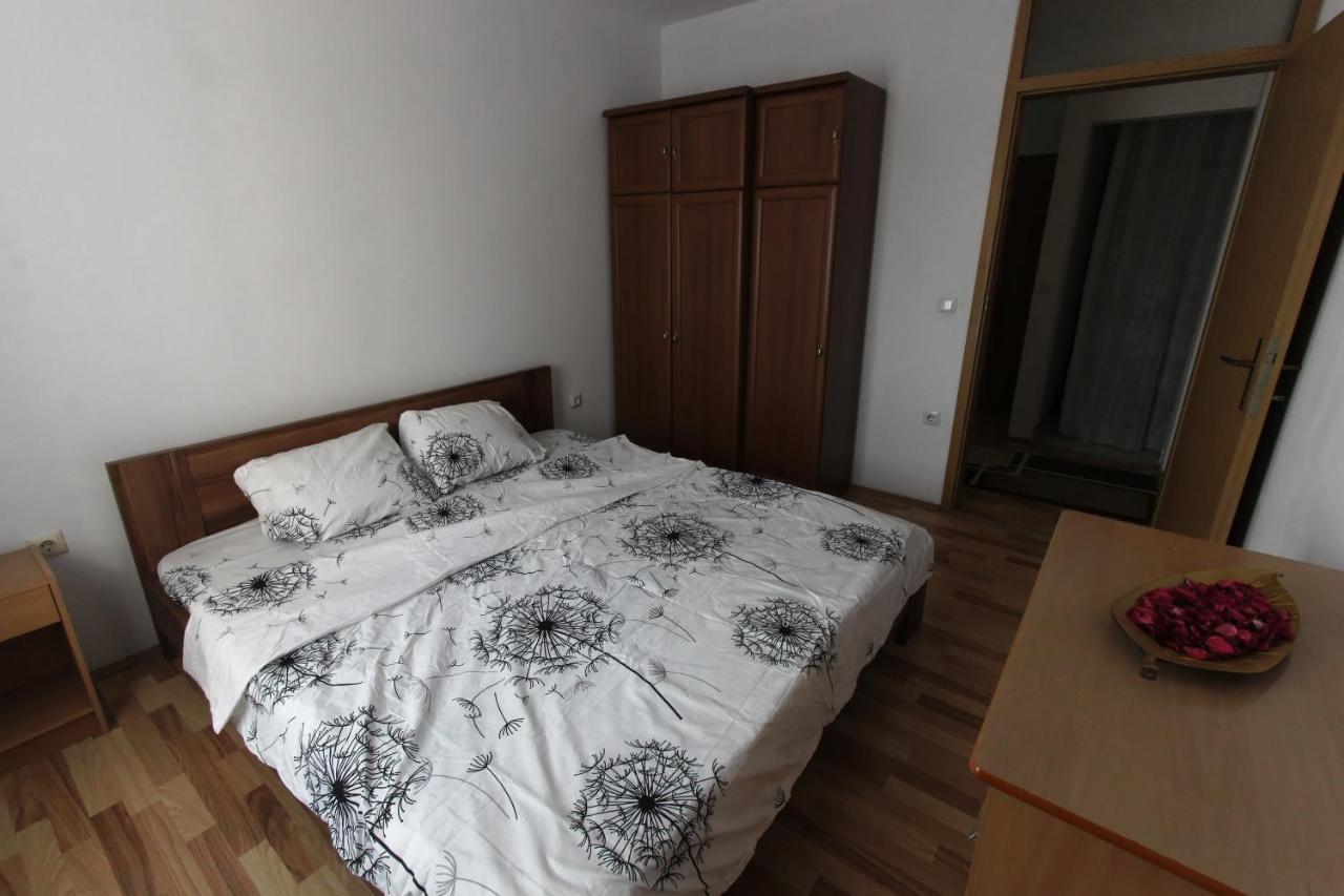 Kasumi Apartment Prishtinë Exterior photo
